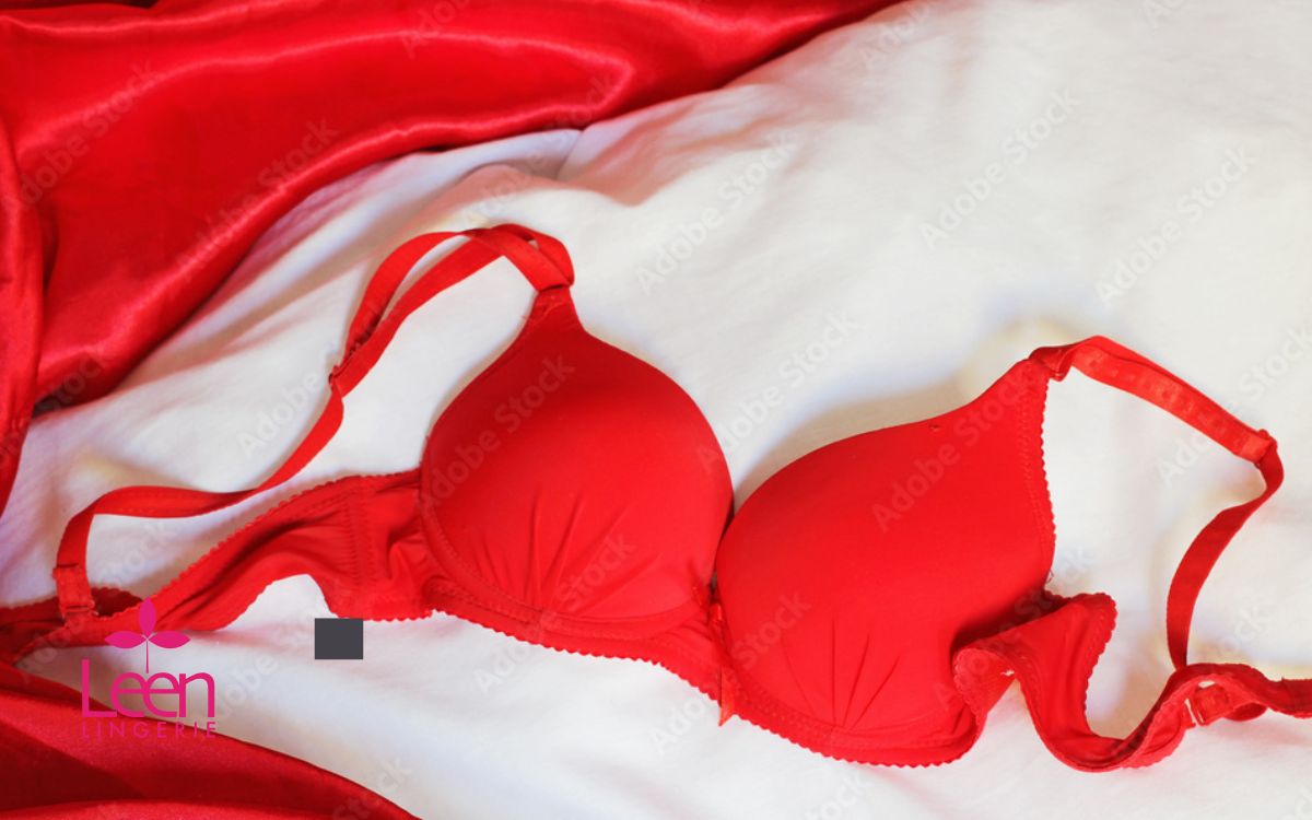 آیا خوابیدن با سوتین مضر است؟